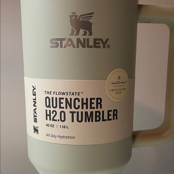 Stanley Limited Edition Hearth & Hand Quencher H2.0 Tumbler - Picture 3 of 8